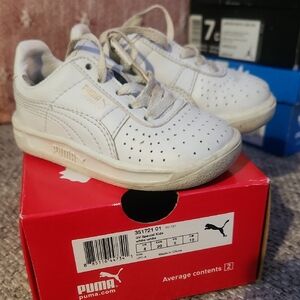 Puma White Sneakers Classic Low-Top Design